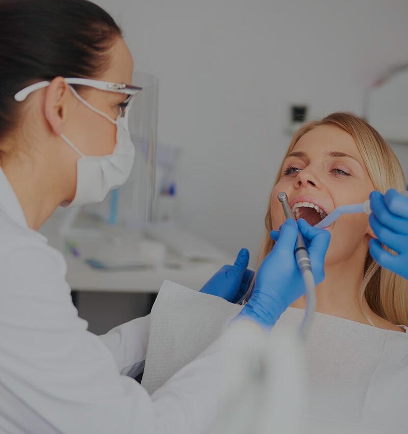 Implants dentaires – Clinique Dentaire Les Tulipes