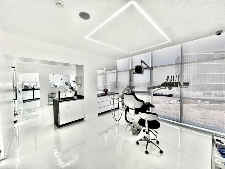 Salle de soins – Clinique Dentaire Les Tulipes, Casablanca